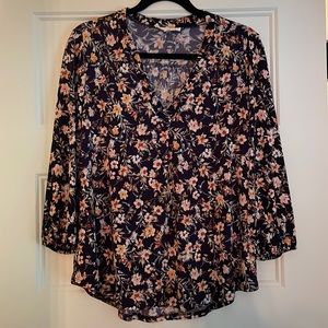 Vince Camuto floral top